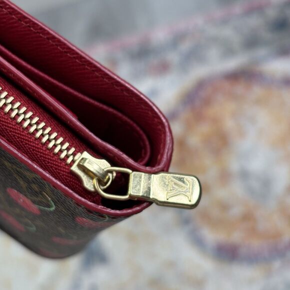 Louis Vuitton x Takashi Murakami Cerises Wallet - Picture 15 of 15
